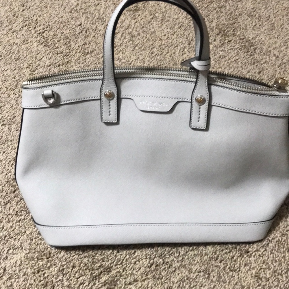 Gray tote